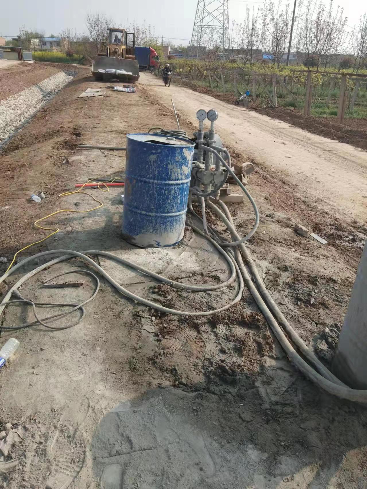 蓬莱镇顶管注浆