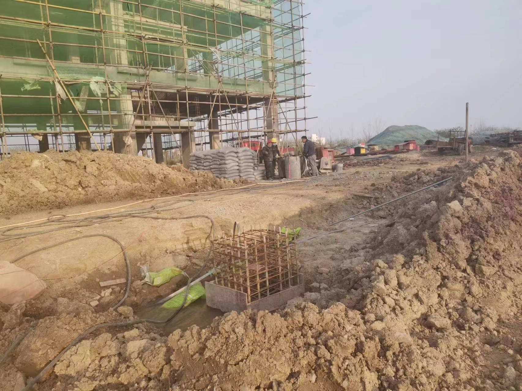 蓬莱镇当桥梁出现裂缝的时候应该及时加固修补